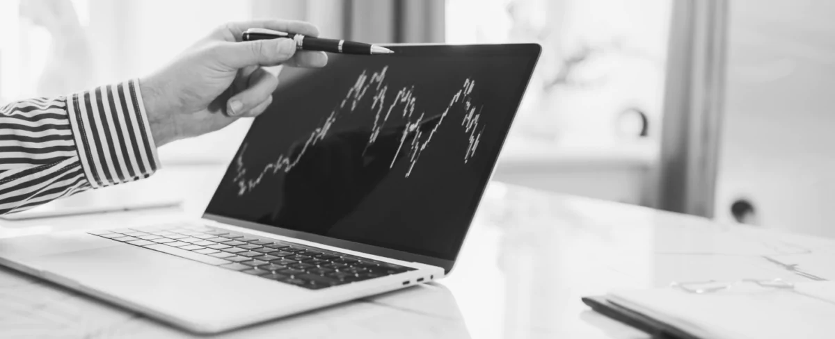 Securities trading platform. For non-professional and professional stock market participants